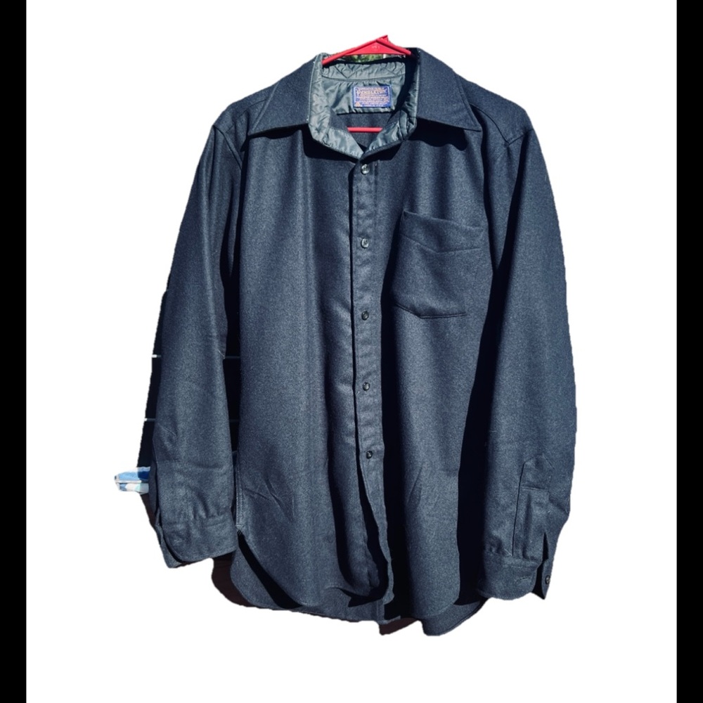Vintage Sir Pendleton Wool Long Sleeve Button Down Shirt Size M Navy USA Made
